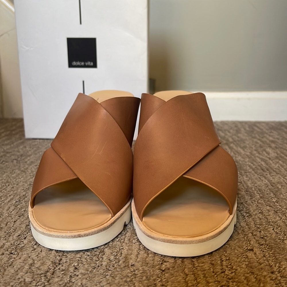 DOLCE VITA Wedges